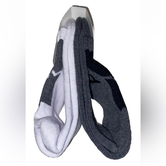 Puma Cushioned Low Crew Socks 2 Pair Mens 6-12 Gray White w/ Logo NEW Cushioned - Picture 4 of 8